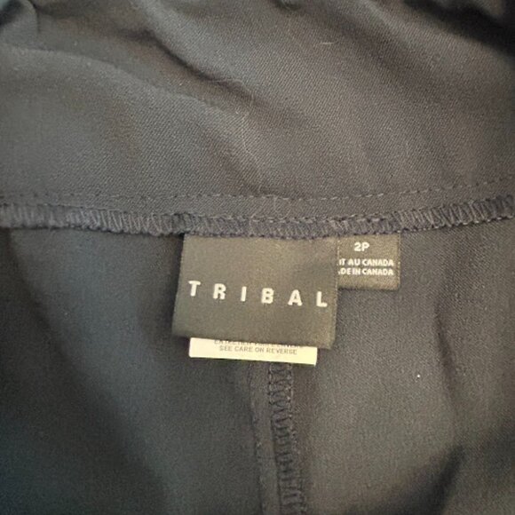 Tribal Women's Black Pull On Stretch Pants Slacks Size 2P - Picture 3 of 5